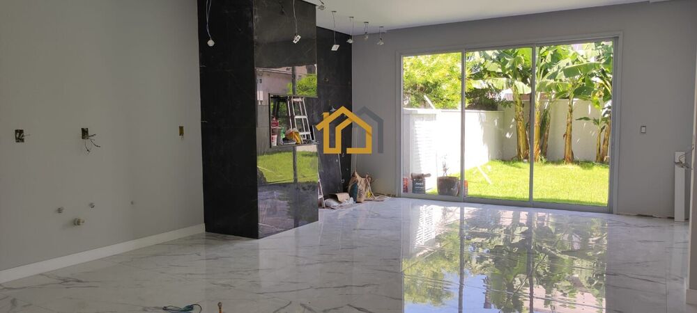 Casa, 3 quartos, 244 m² - Foto 3