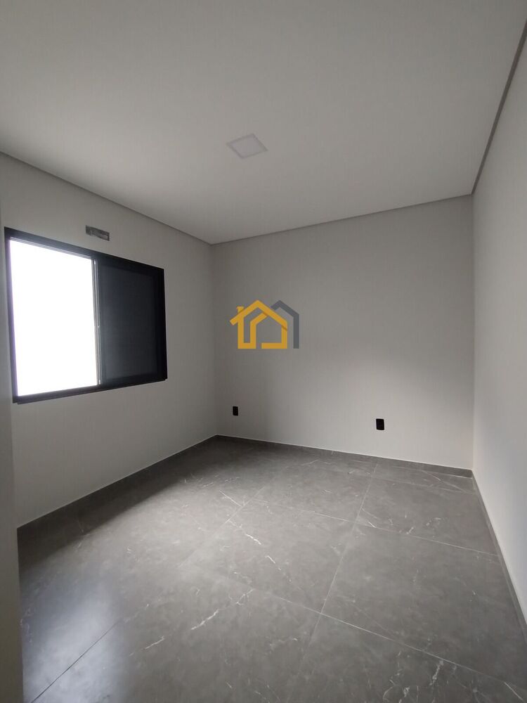 Casa à venda com 2 quartos, 199m² - Foto 13