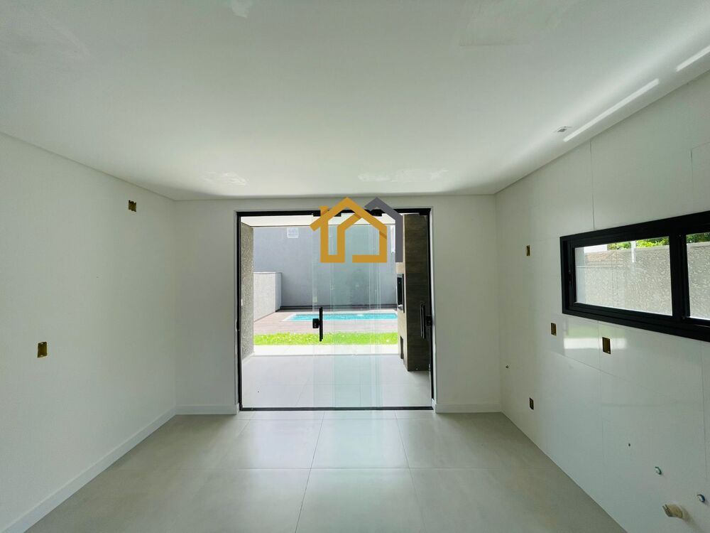 Casa à venda com 3 quartos, 172m² - Foto 3