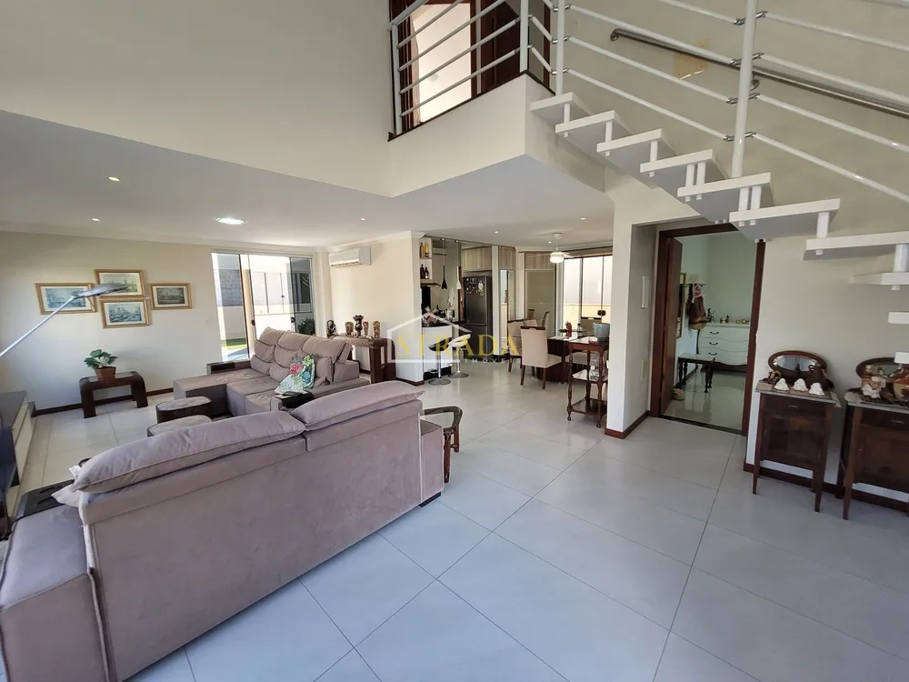 Casa, 4 quartos, 233 m² - Foto 2