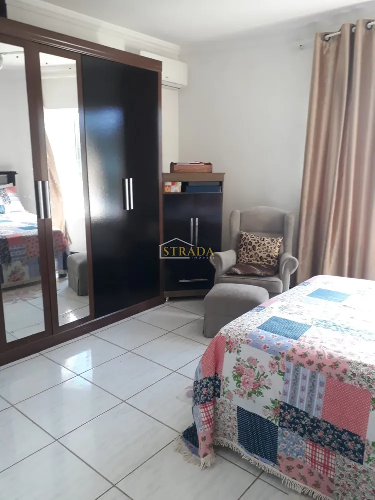 Casa, 3 quartos, 200 m² - Foto 9