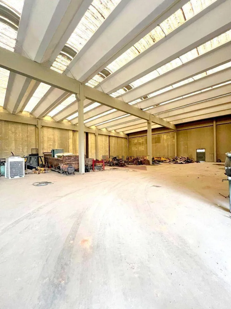 Depósito-Galpão, 3000 m² - Foto 1