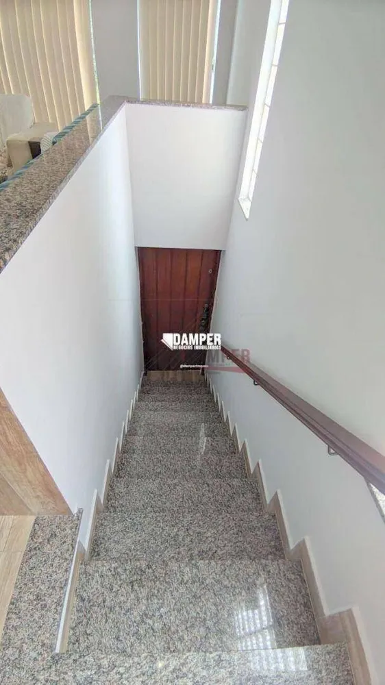 Sobrado, 3 quartos, 360 m² - Foto 1