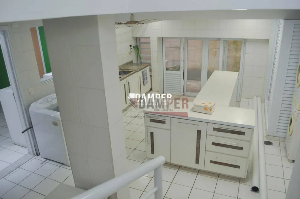 Sobrado, 8 quartos, 585 m² - Foto 12