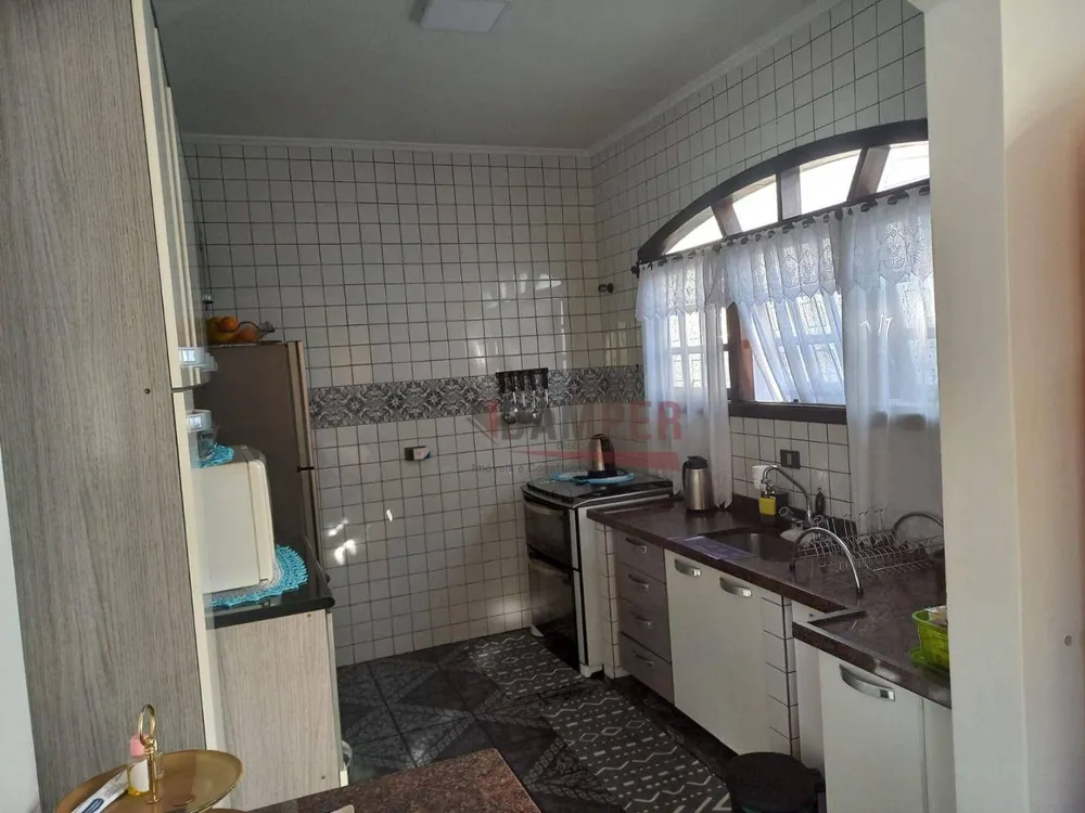 Casa, 3 quartos, 200 m² - Foto 10