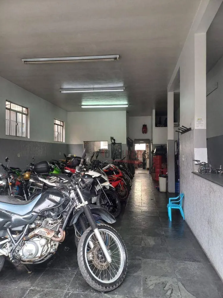 Casa, 3 quartos, 200 m² - Foto 2