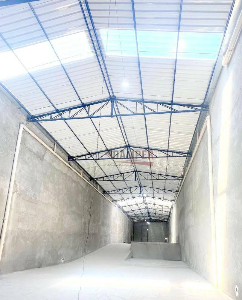 Depósito-Galpão, 650 m² - Foto 1