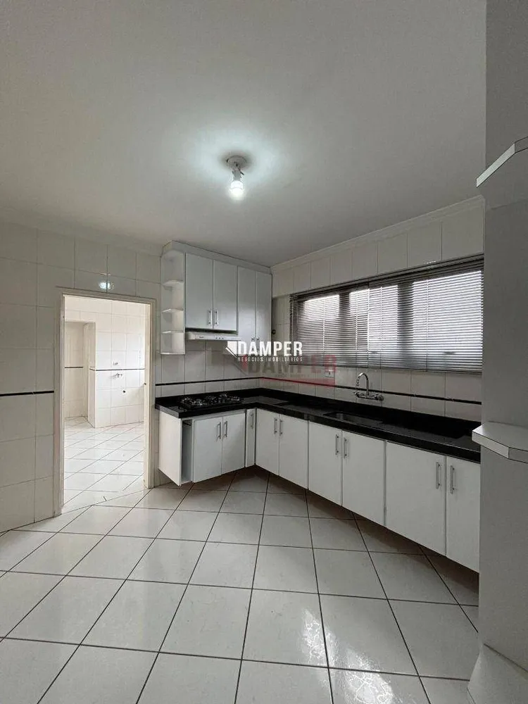 Apartamento, 3 quartos, 145 m² - Foto 1