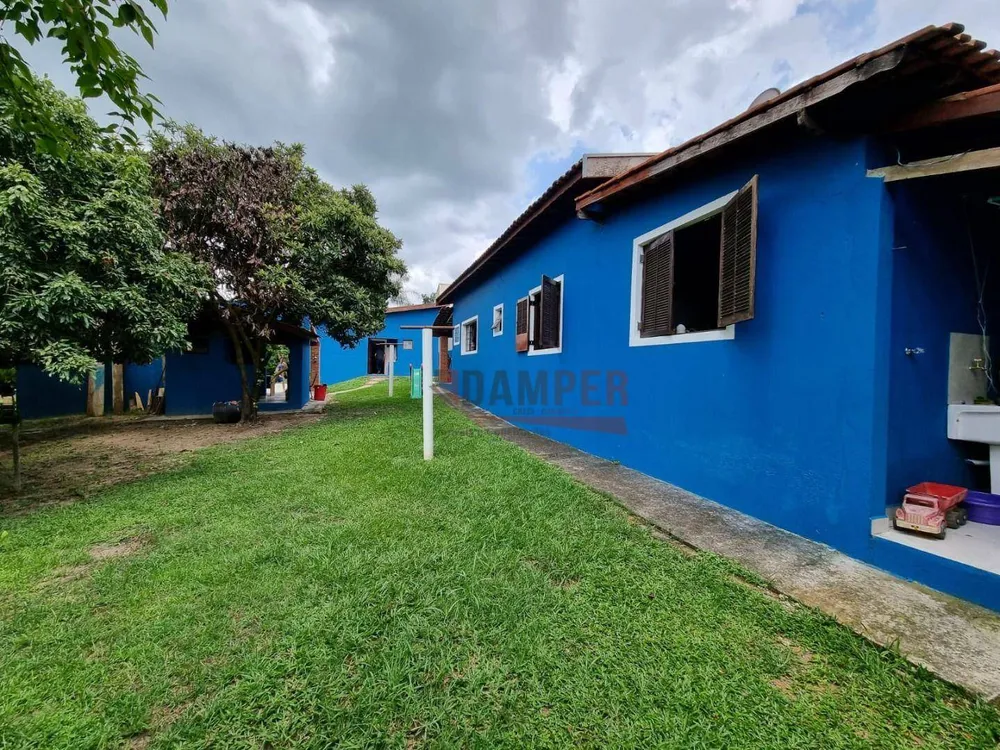 Chácara, 3 quartos, 1257 m² - Foto 2