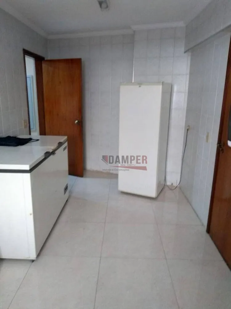 Apartamento, 3 quartos, 140 m² - Foto 12