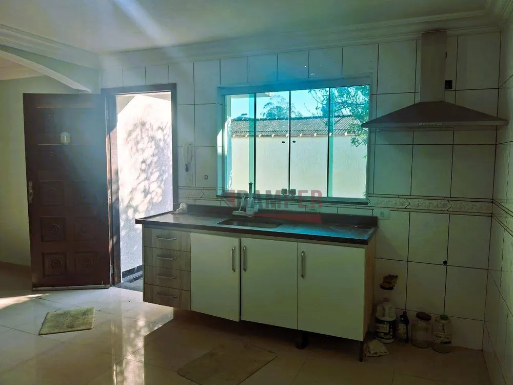 Sobrado, 3 quartos, 235 m² - Foto 2