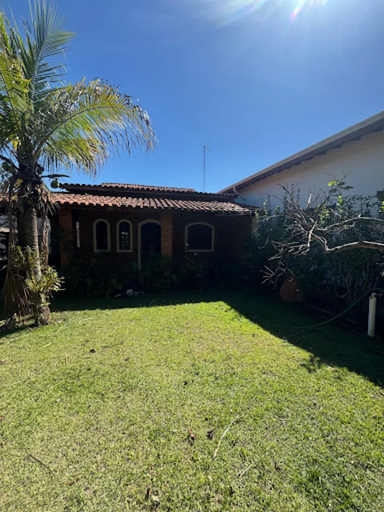Chácara, 2 quartos, 1063 m² - Foto 1