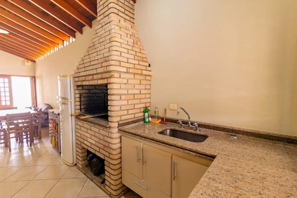 Casa, 4 quartos, 275 m² - Foto 3