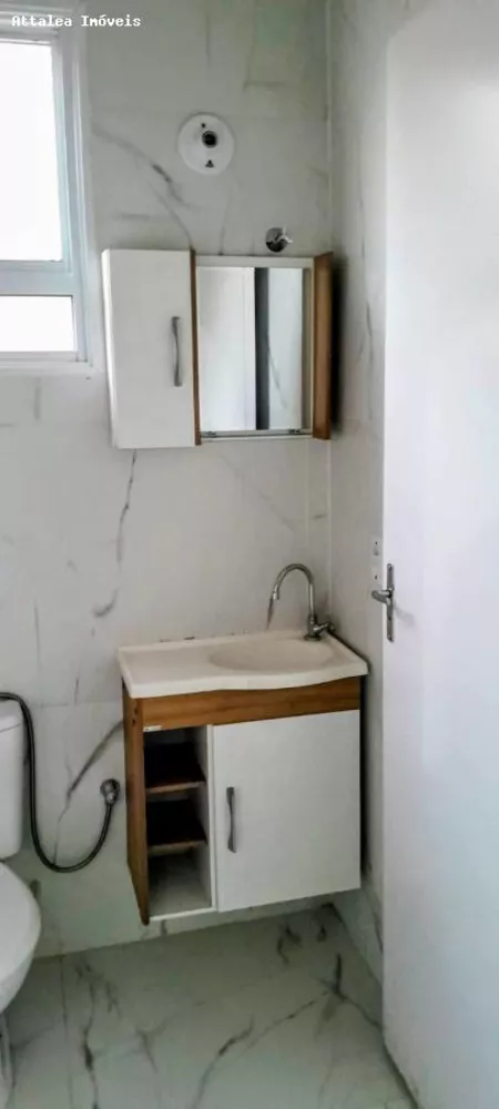 Casa à venda com 2 quartos, 180m² - Foto 6