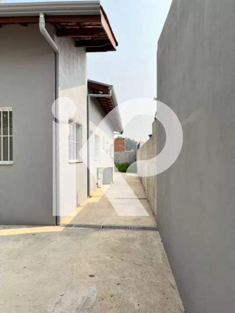 Casa à venda com 2 quartos, 61m² - Foto 1