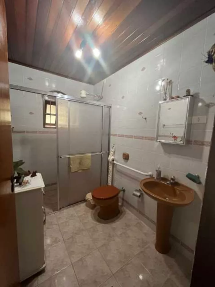 Chácara à venda com 4 quartos, 310m² - Foto 5