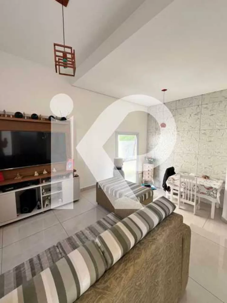 Casa de Condomínio à venda com 4 quartos, 89m² - Foto 1