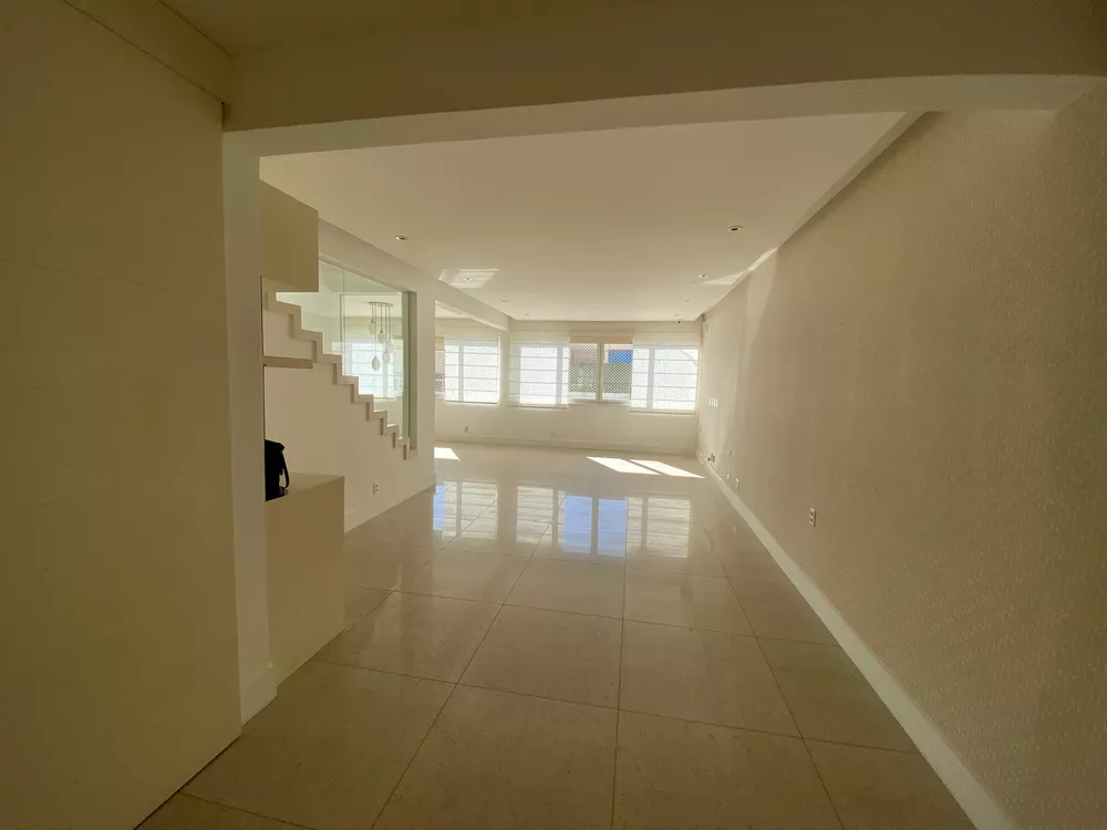 Cobertura, 4 quartos, 290 m² - Foto 1