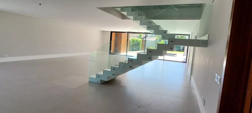 Casa, 5 quartos, 1412 m² - Foto 2