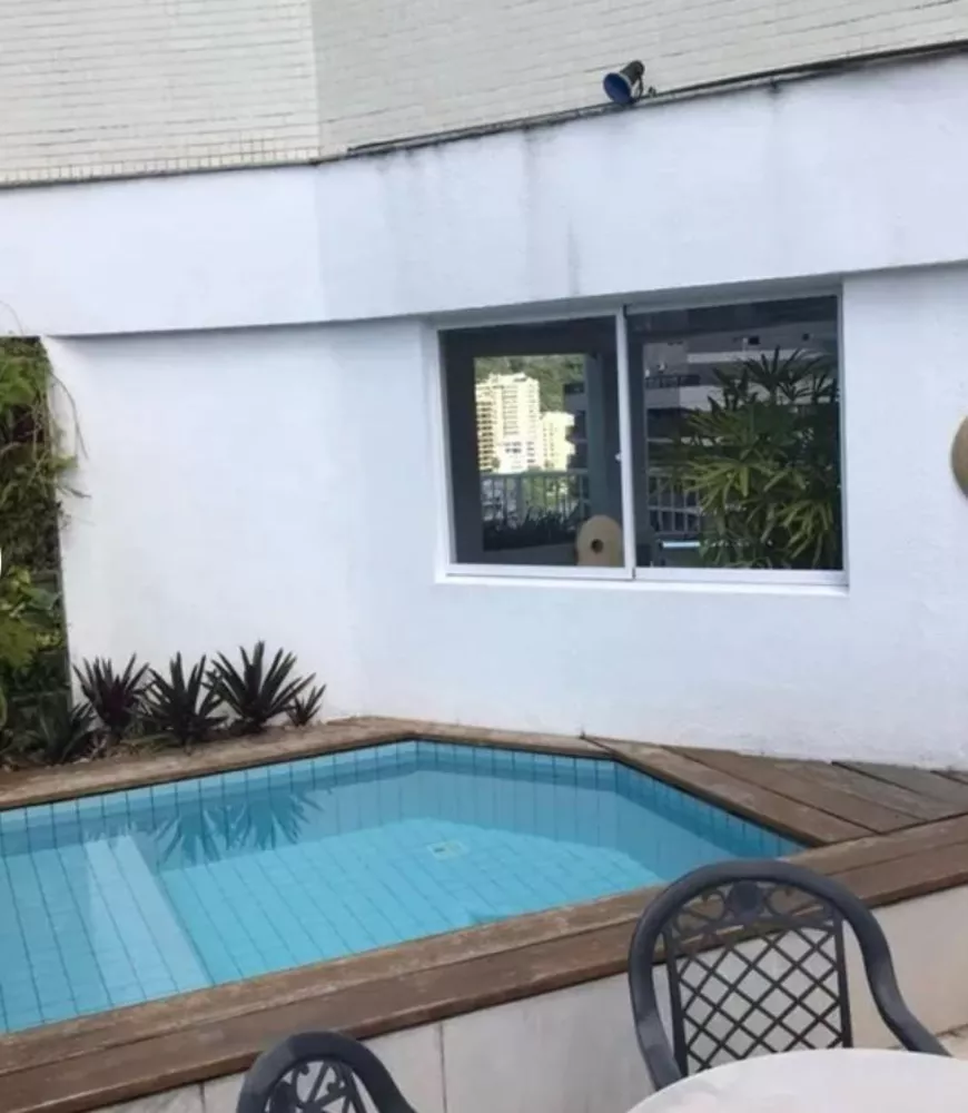 Cobertura à venda com 2 quartos, 192m² - Foto 2