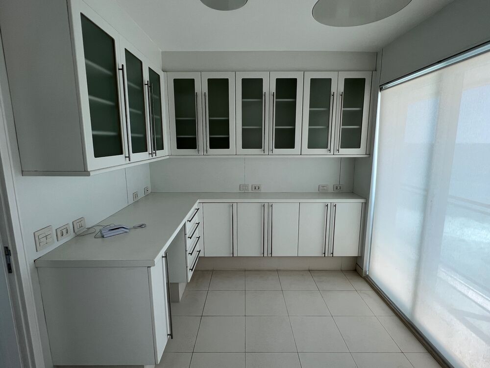 Apartamento para alugar com 3 quartos, 350m² - Foto 8