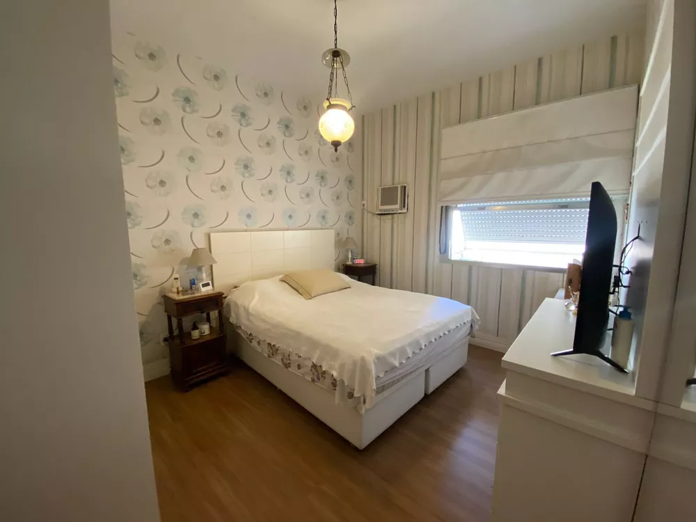 Apartamento à venda com 4 quartos, 130m² - Foto 4