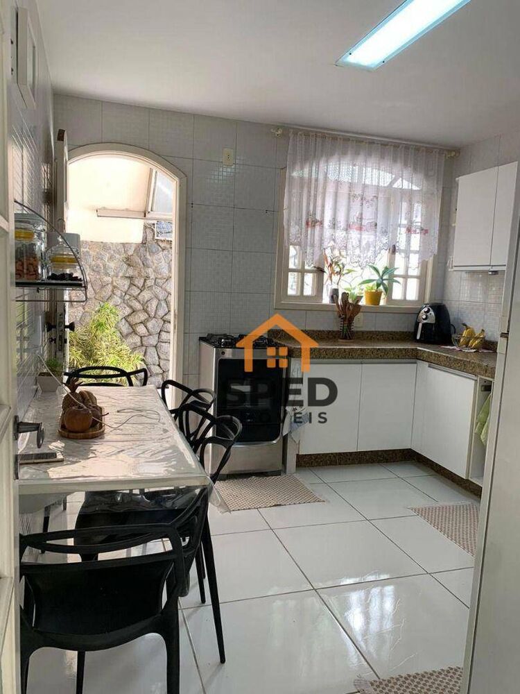 Casa, 4 quartos, 325 m² - Foto 10