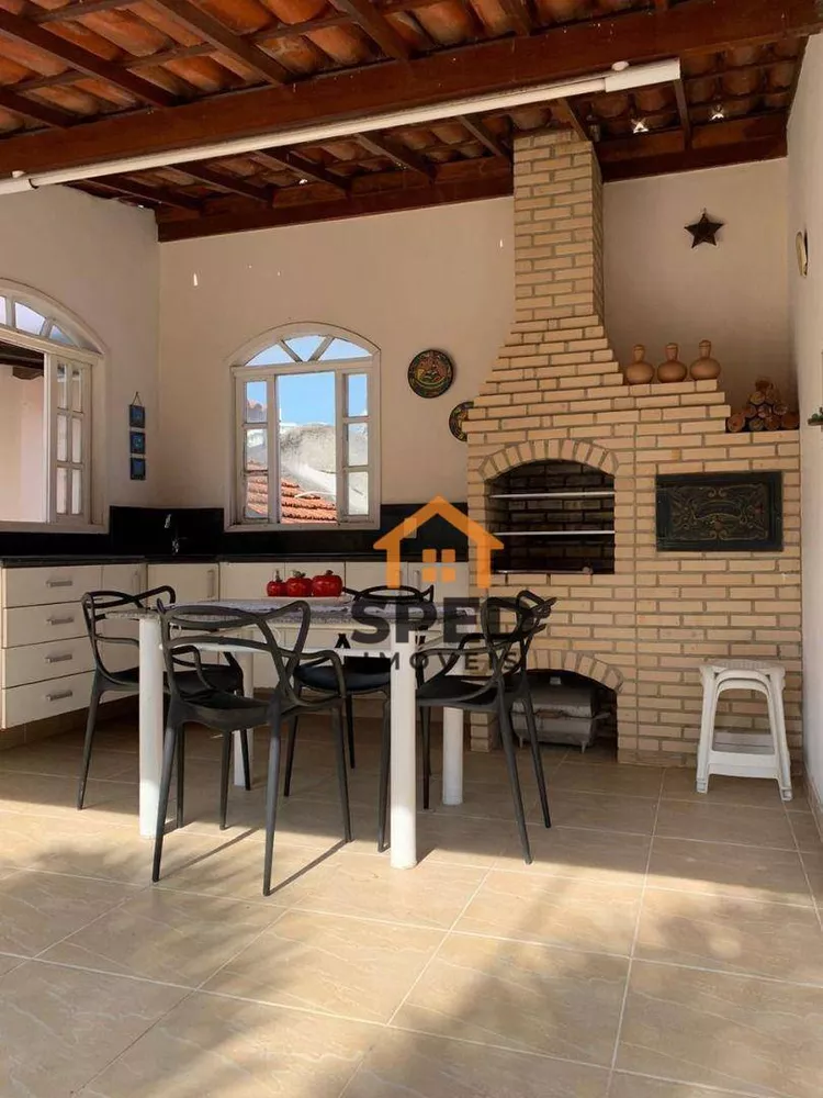 Casa, 4 quartos, 325 m² - Foto 22
