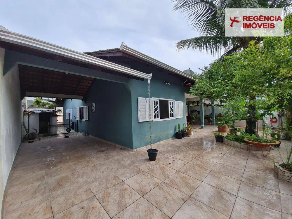 Casa, 4 quartos, 211 m² - Foto 2