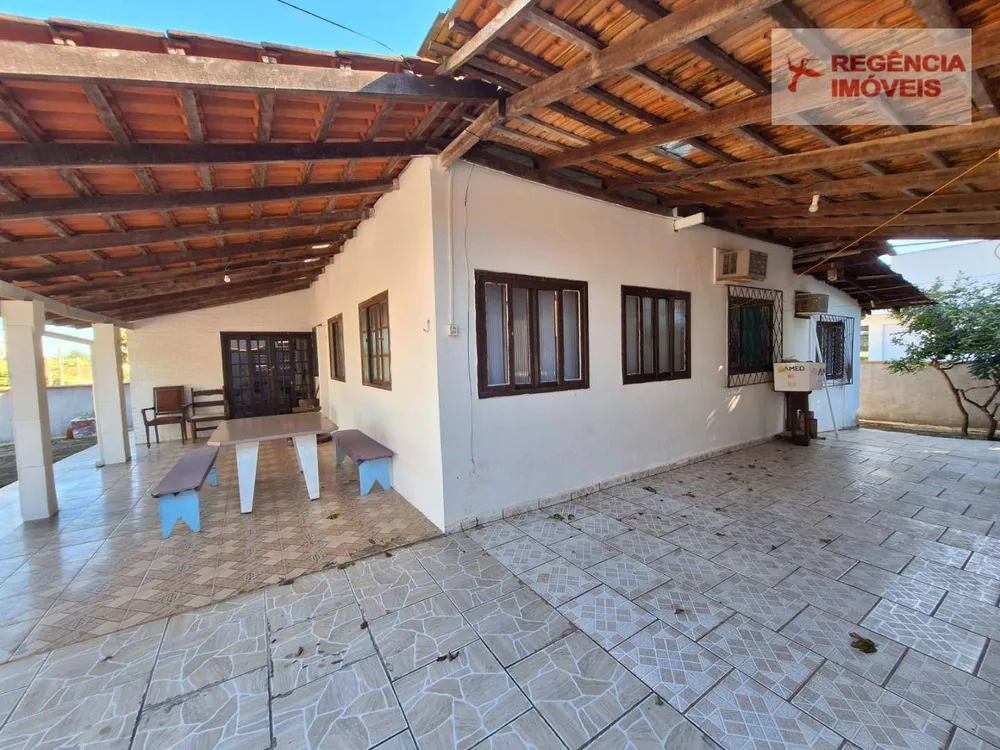 Casa, 4 quartos, 140 m² - Foto 1