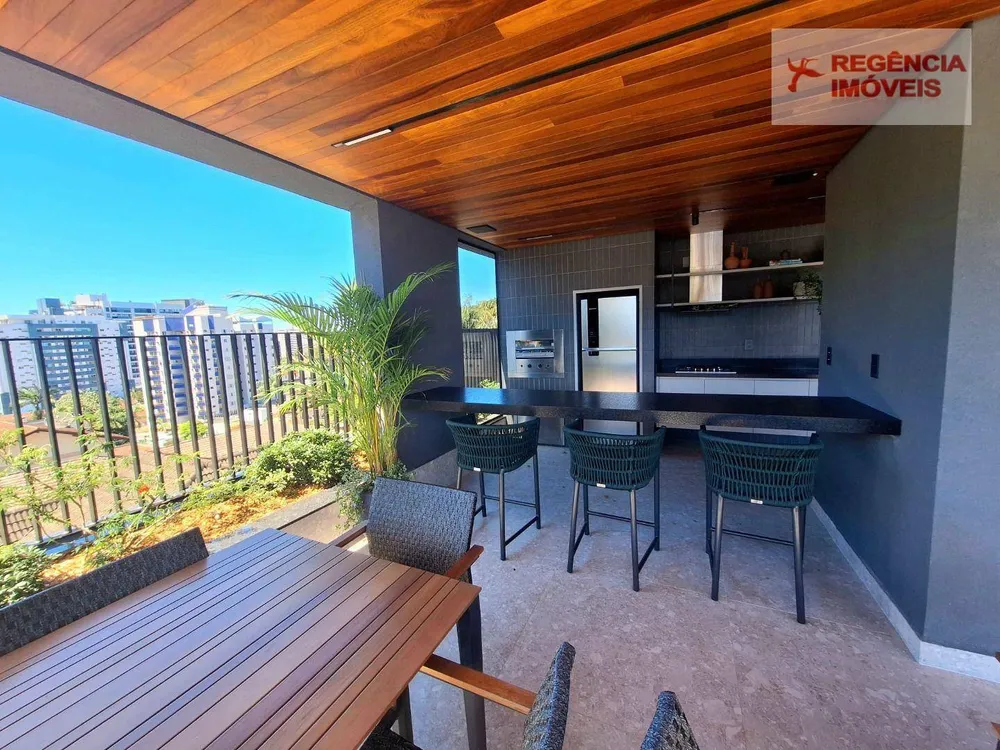 Apartamento, 3 quartos, 256 m² - Foto 2