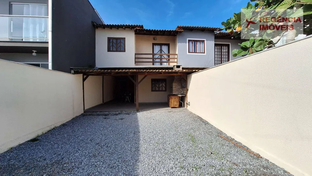 Casa, 3 quartos, 132 m² - Foto 2