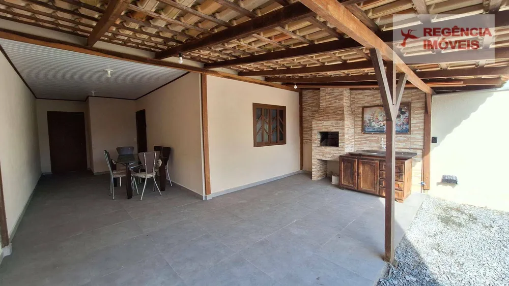 Casa, 3 quartos, 132 m² - Foto 1