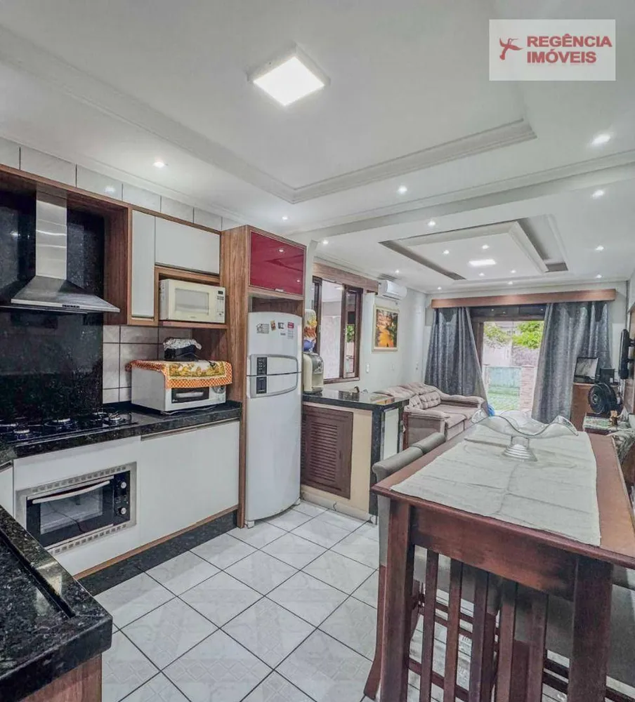 Casa, 3 quartos, 153 m² - Foto 2