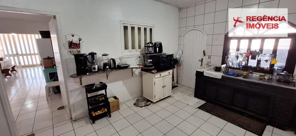 Casa, 3 quartos, 220 m² - Foto 15