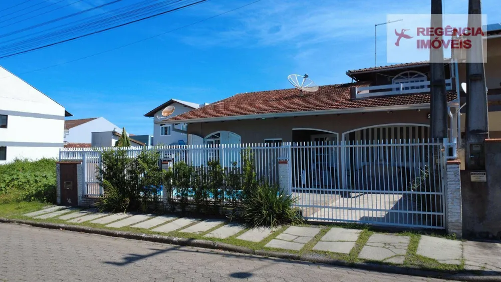 Casa, 3 quartos, 220 m² - Foto 4