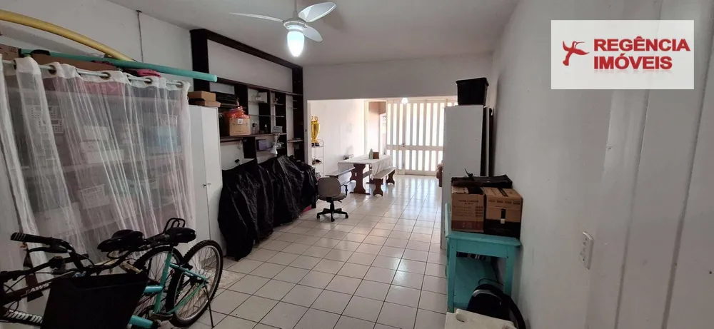 Casa, 3 quartos, 220 m² - Foto 13