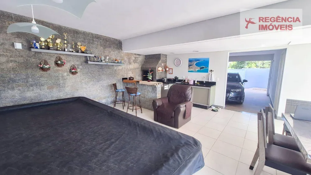 Casa, 4 quartos, 301 m² - Foto 2