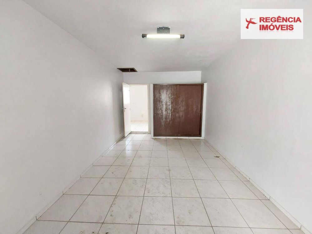 Casa à venda com 3 quartos, 152m² - Foto 1