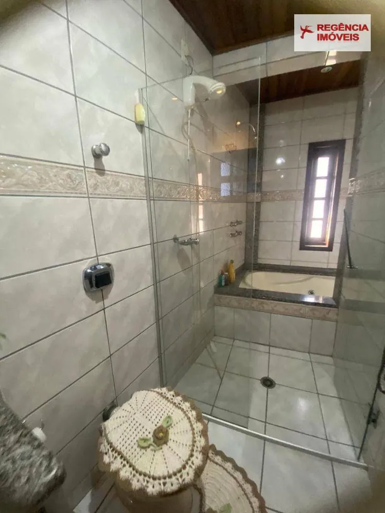 Casa, 3 quartos, 230 m² - Foto 10