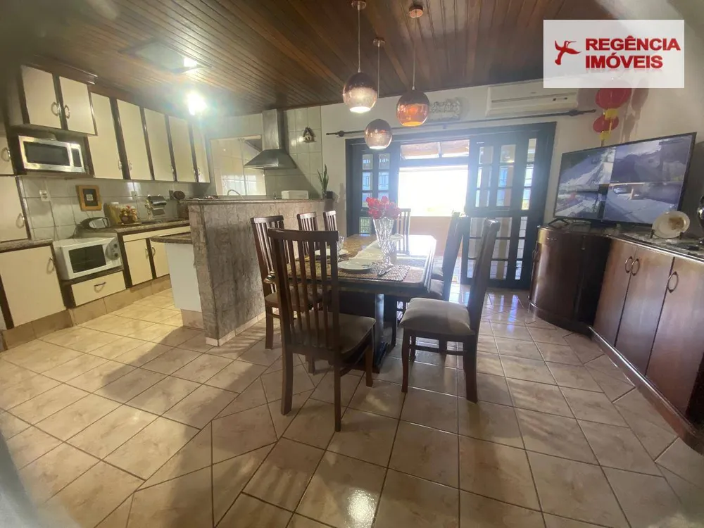 Casa, 3 quartos, 230 m² - Foto 5