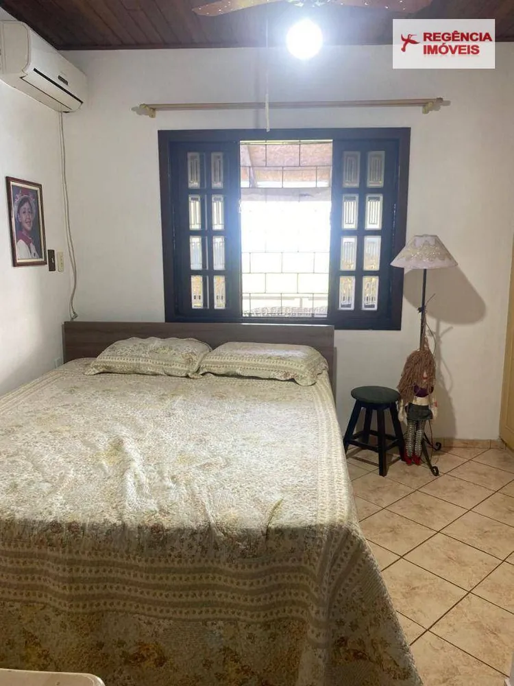 Casa, 3 quartos, 230 m² - Foto 11
