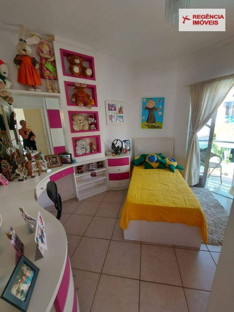 Casa, 4 quartos, 480 m² - Foto 1