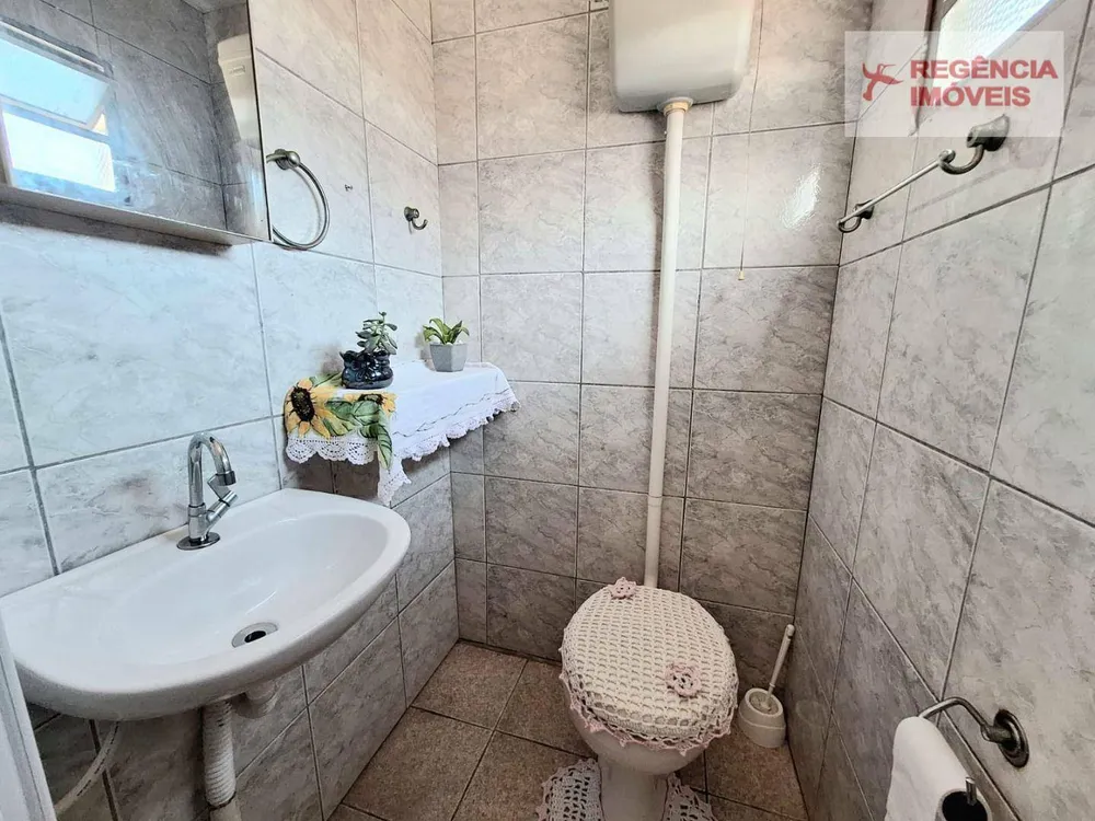 Casa, 4 quartos, 190 m² - Foto 2