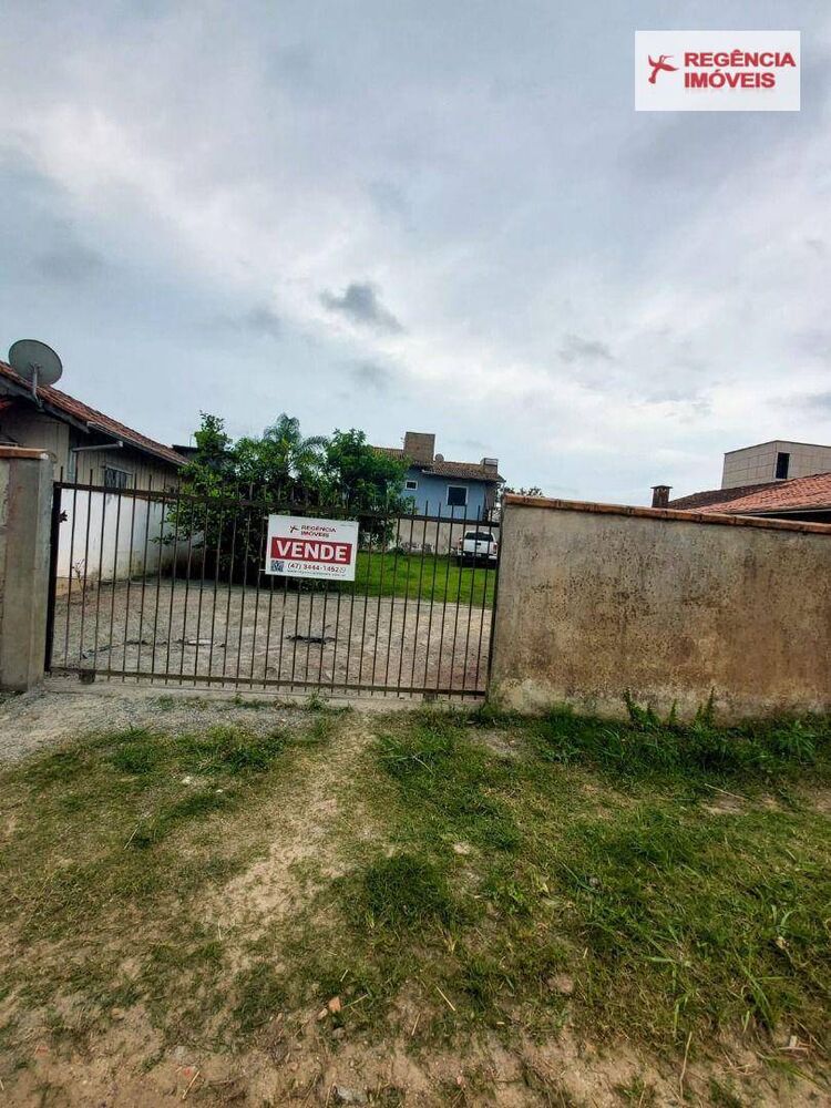 Casa à venda com 4 quartos, 170m² - Foto 2