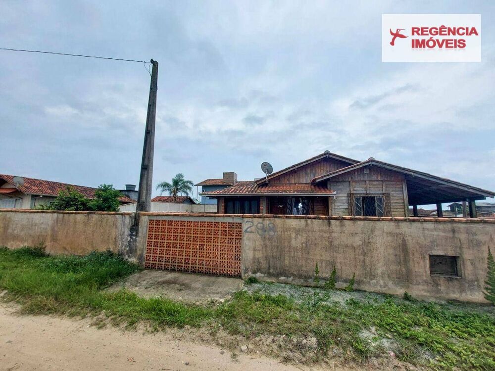 Casa à venda com 4 quartos, 170m² - Foto 1