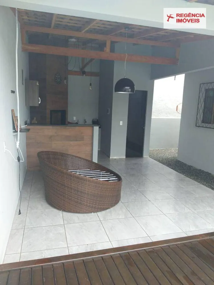 Casa, 3 quartos, 160 m² - Foto 2