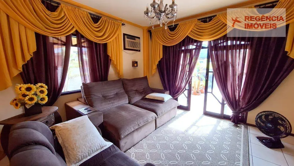 Casa, 4 quartos, 250 m² - Foto 2
