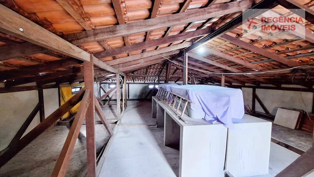 Casa, 4 quartos, 250 m² - Foto 8
