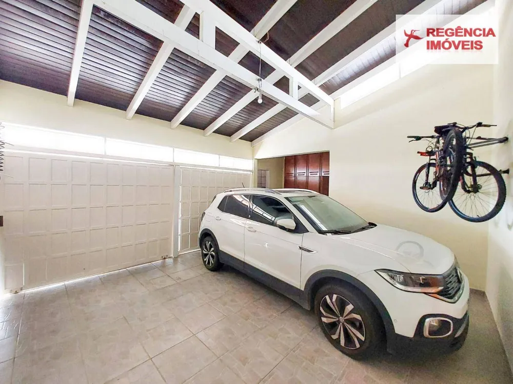 Casa, 4 quartos, 300 m² - Foto 11